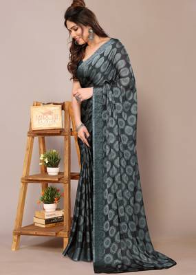 Green chiffon floral print saree with unstitched blouse piece 3