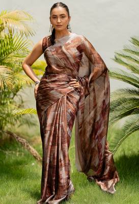 Dusty rust chiffon geometric printed saree with unstitched blouse piece 1