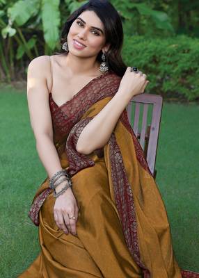 Dark mustard chiffon floral printed saree with unstitched blouse piece 5