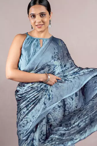 Dark pink georgette stripes print plastic mirror work border saree with unstitched blouse piece