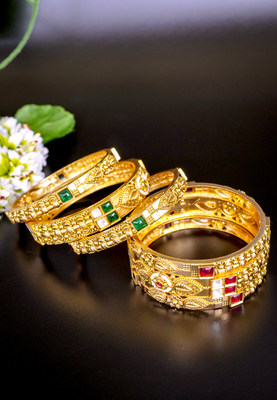 Regal antique gold-plated bangles set 2