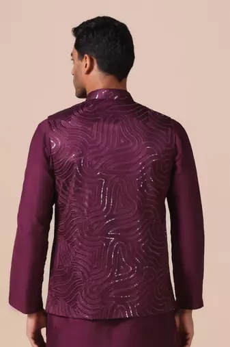 Maroon wave-pattern nehru jacket