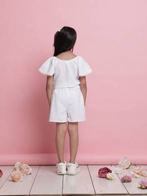 Girls' white co-ord set     front-knot top & high-waist shorts 3