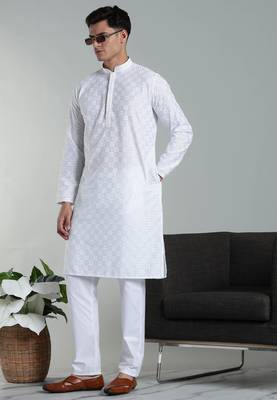 Arruga sylish white multi tone embroidery kurta pyjama set 3