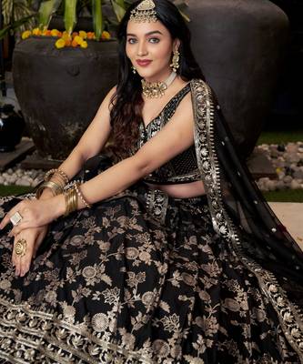 Enchanting Black sequin and zari embroidered Dola Silk Jacquard indian designer wedding lehenga dress 4