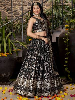 Enchanting Black sequin and zari embroidered Dola Silk Jacquard indian designer wedding lehenga dress 6