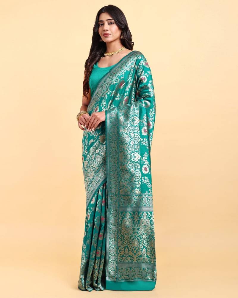 Ocean green jacquard zari woven patola saree with blouse piece