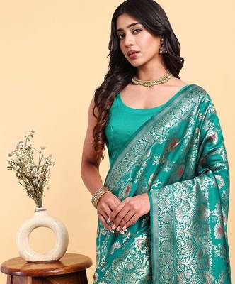 Ocean green jacquard zari woven patola saree with blouse piece 5