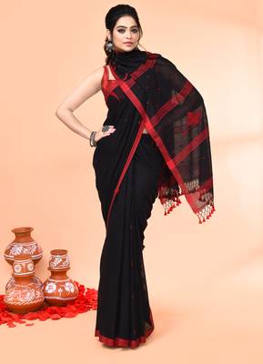black mul cotton handloom jamdani saree with blouse piece 4