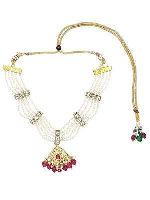 Antique gold-plated maroon & white beaded kundan necklace set 3