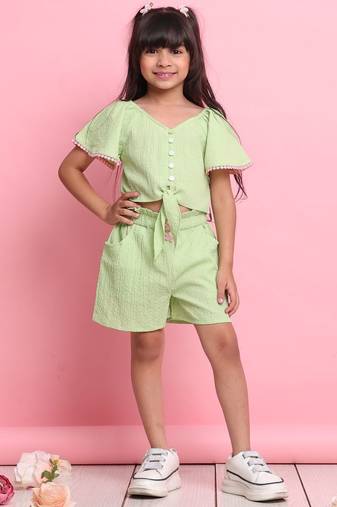 Girls' green co-ord set     front-knot top & high-waisted shorts