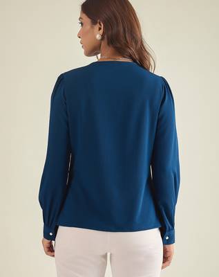 Blue collared shirt with contrast embriodery 4