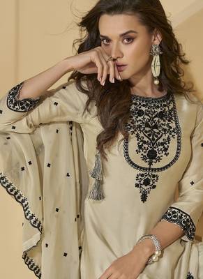 Off white chinon embroidered sequins thread work palazzo set 2