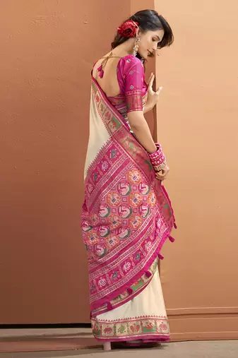 Off-white & pink soft silk blend bandhani print with weaving beautiful border saree