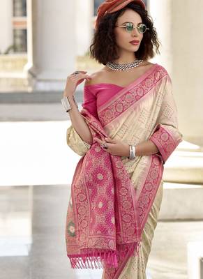 Off-white & pink soft silk bandhani print with weaving beautiful border saree 3