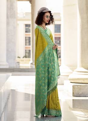 Olive & green soft silk bandhani print with weaving beautiful border saree 2