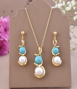 Golden grace pearl jewelry set gift for rakhi