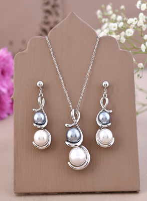 Elegant dual-tone pearl jewelry set gift for rakhi 1
