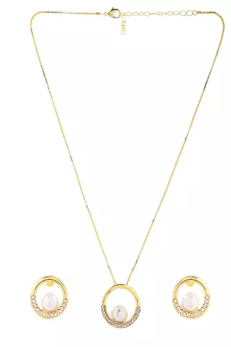 Classic gold & pearl jewelry set gift for rakhi