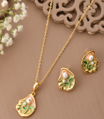 Vintage-inspired gold & pearl jewelry set gift for rakhi