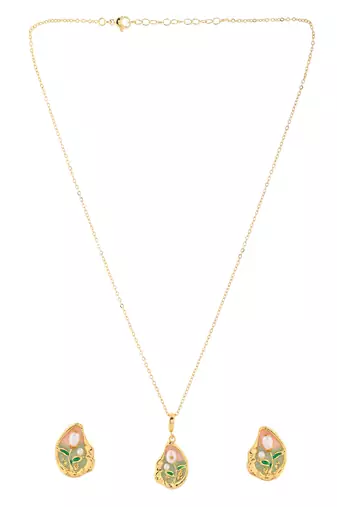 Vintage-inspired gold & pearl jewelry set gift for rakhi