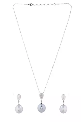Timeless pearl grace set gift for rakhi