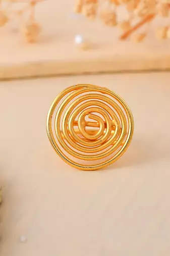 Trending gold-plated circular ring