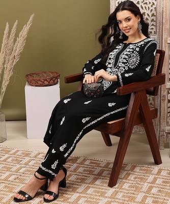 Hand embroidered black rayon lucknowi chikankari co-ord set 4