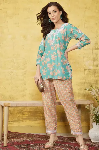 Hand embroidered green muslin lucknowi chikankari co-ord set