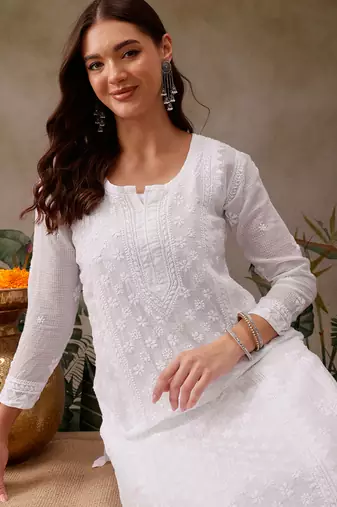 Hand embroidered white kota lucknowi chikankari kurta set with slip