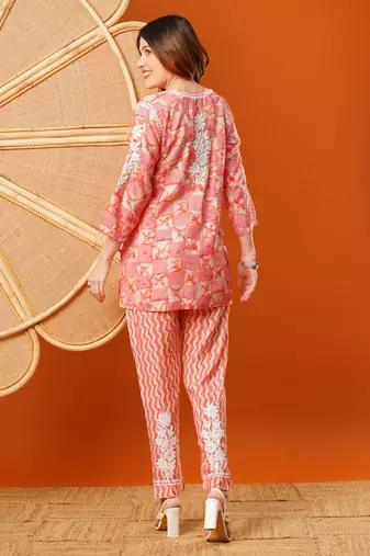 Hand embroidered peach chanderi lucknowi chikankari co-ord set