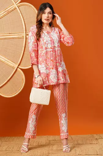 Hand embroidered peach chanderi lucknowi chikankari co-ord set