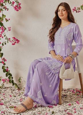 Hand embroidered lavender modal lucknowi chikankari garara set 4