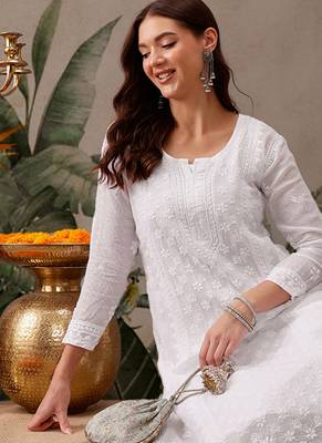 Hand embroidered white kota lucknowi chikankari kurta set with slip 6