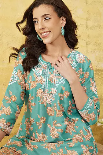 Hand embroidered green muslin lucknowi chikankari co-ord set