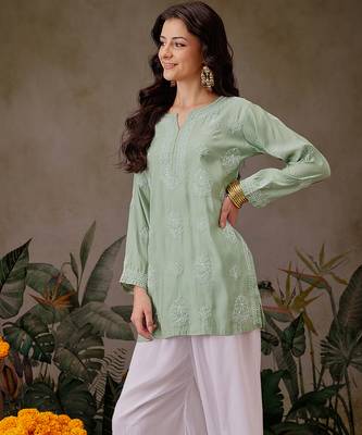 Hand embroidered pista green chanderi silk lucknowi chikankari short kurti 3
