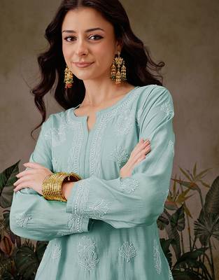 Hand embroidered light sea green chanderi silk lucknowi chikankari short kurti 6