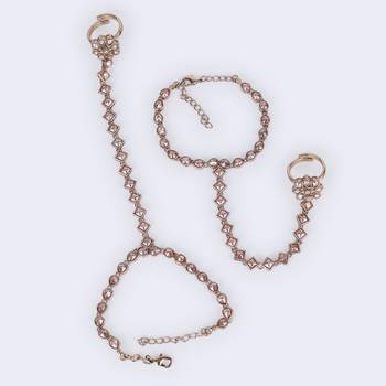 Traditional creative rectangle and oval shape gold plated set of 2 adjustable hathphool(panja) for women 3