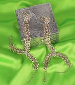 Traditional fabulous flower and oval design gold plated pearl set of 2 adjustable hathphool(panja) for women