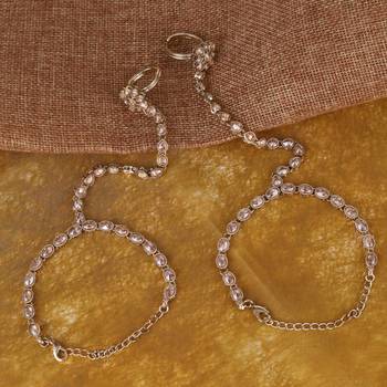 traditional gold plated adjustable hathphool (panja) set of 2 1