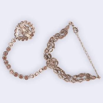 Traditional glamorous flower and oval shape gold plated set of 2 adjustable hathphool(panja) for women 5