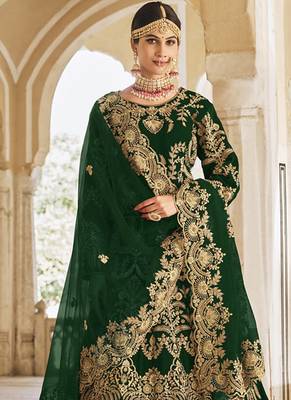 Green Velvet Embroidered Wedding Lehenga Choli 3