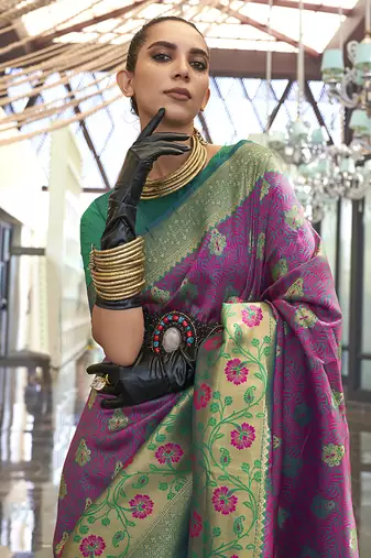 Weaving handloom silk blend saree in green and magenta