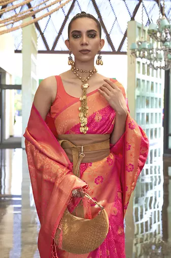 Weaving handloom silk blend saree in peach and pink