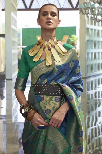Weaving handloom silk blend saree in blue and green