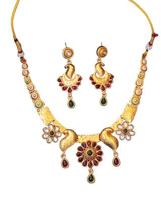 Peacock inspired ethnic necklace set with floral and stone detailing 4