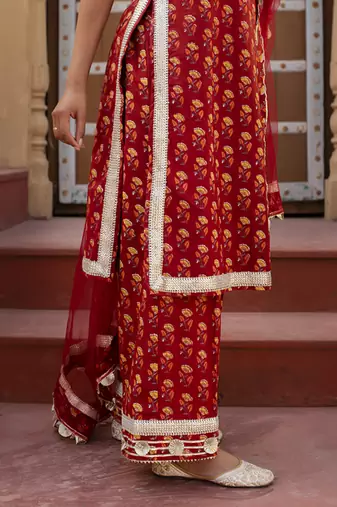 Red cotton printed kurta set