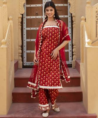 Red cotton printed kurta set 4