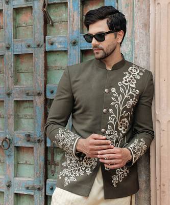 Olive green embroidered jute jacket with kurta & pant 2
