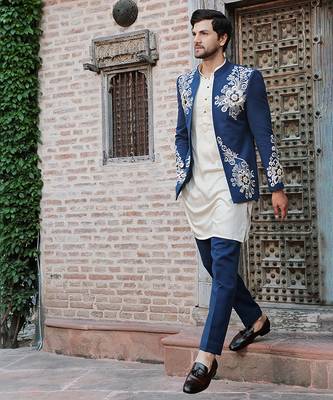 Blue embroidered jute jacket with kurta & pant 2